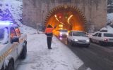 مدیرکل راهداری و حمل و نقل جادهای استان خبر داد: تمامی راههای ایلام باز و تردد برقرار است مدیرکل راهداری و حمل و نقل جادهای استان خبر داد: تمامی راههای ایلام باز و تردد برقرار است