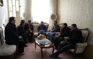 غبارروبی مزار شهدای گمنام و دیدار با ۲  جانباز دفاع مقدس توسط جمعی از کارکنان شرکت گاز ایلام