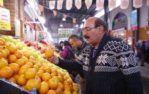 مدیرکل تعاون روستایی استان ایلام خبر داد: آغاز عرضه سیب و پرتقال نوروزی در ایلام مدیرکل تعاون روستایی استان ایلام خبر داد: آغاز عرضه سیب و پرتقال نوروزی در ایلام