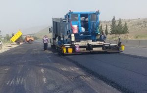 عملیات تعریض وبهسازی محورساتیان – سهراهی کلان شهرستان ایوان در حال اجراست عملیات تعریض وبهسازی محورساتیان – سهراهی کلان شهرستان ایوان در حال اجراست