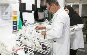 فراخوان اهدای خون در ایلام برای حادثه دیدگان بندر شهید رجایی