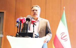 مشاور وزیر علوم در آیین تودیع و معارفه رئیس دانشگاه ایلام: مسئولان استانی به دانشگاهها اعتماد کنند مشاور وزیر علوم در آیین تودیع و معارفه رئیس دانشگاه ایلام: مسئولان استانی به دانشگاهها اعتماد کنند