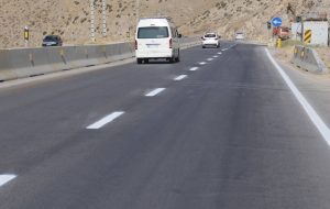 خط‌کشی ۱۲۰۰ کیلومتر_خط در ایلام / نصب هشت و نیم کیلومتر نیوجرسی در جاده‌ها ‌