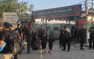 بیش از ۳۳ هزار زائر در ۴۸ ساعت گذشته از مرز مهران تردد کردند بیش از ۳۳ هزار زائر در ۴۸ ساعت گذشته از مرز مهران تردد کردند