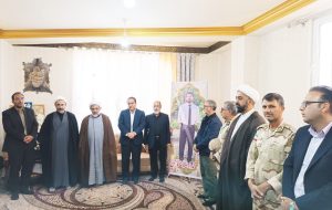 تداوم میثاق با آرمان‌های سرخ شهادت؛ دیدار مسئولان ارشد ایلام با خانواده معظم شهدای جنگ تحمیلی رمضان