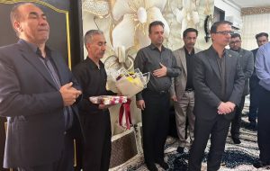 مدیرعامل شرکت گاز استان ایلام: خون شهدا ریشه های انقلاب را محکم تر کرد مدیرعامل شرکت گاز استان ایلام: خون شهدا ریشه های انقلاب را محکم تر کرد